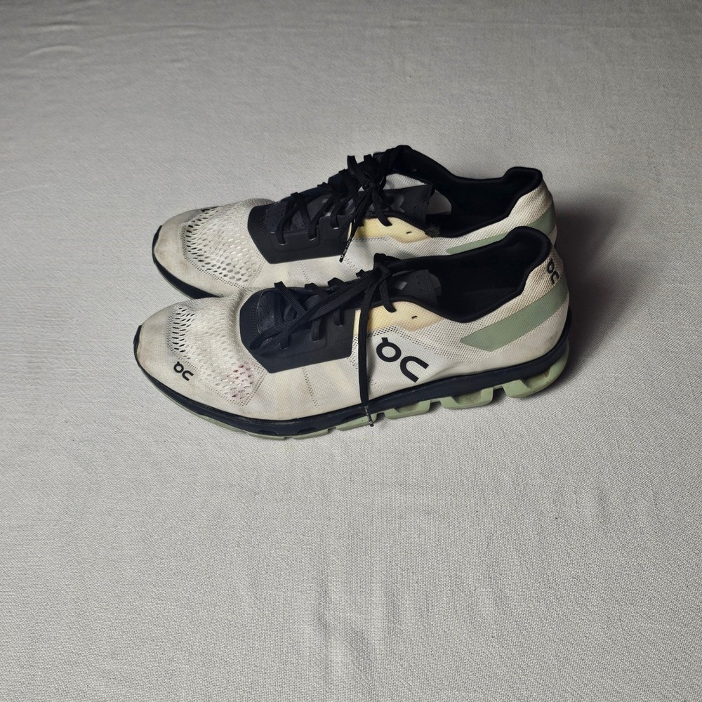On Running Cloudflash 2 racing Flats Mens Size 13 White/Black/Green